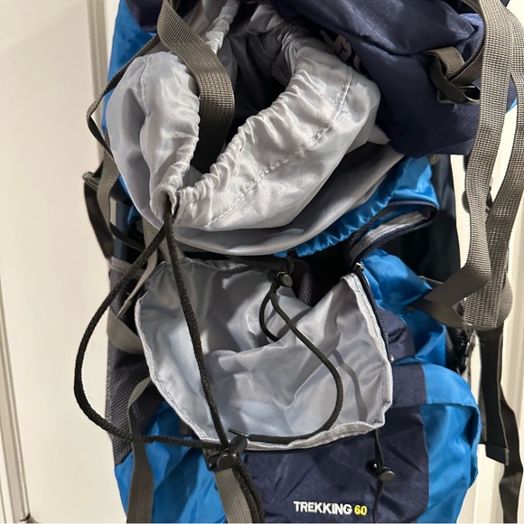 Free Knight 60 L Trekking Hiking Backpack Waterproof Light Weight in Blue - Picture 8 of 8